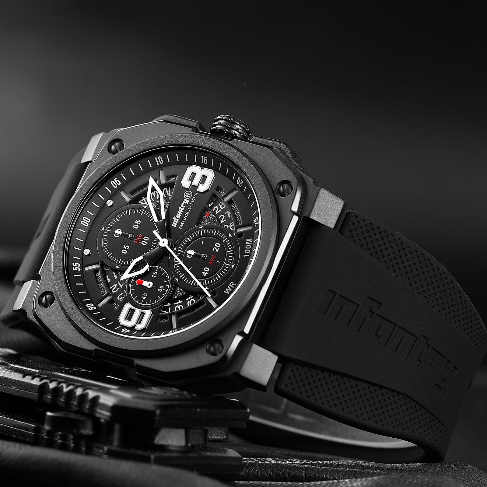 REVOLUTION - The Chrono-master