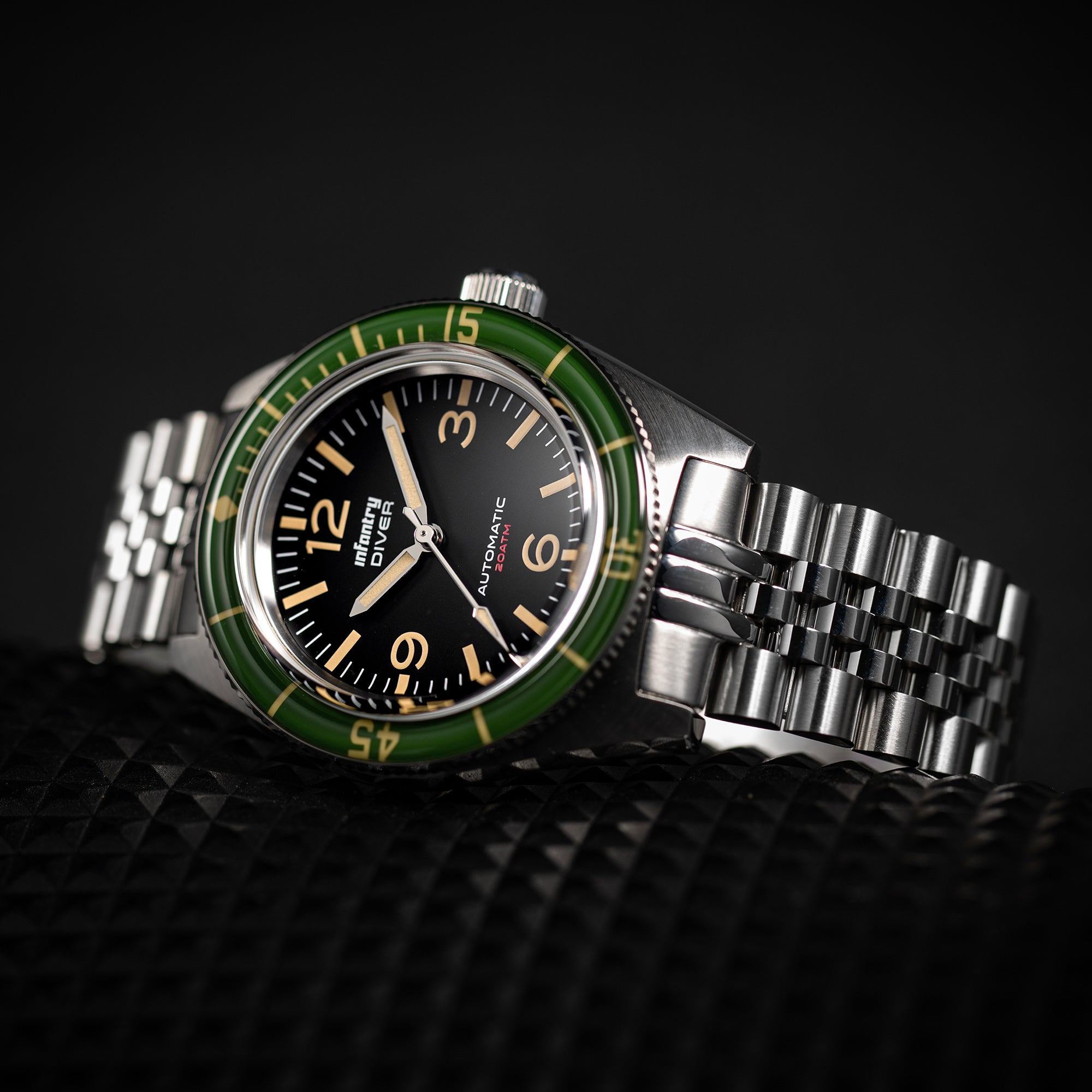 The Vintage Diver